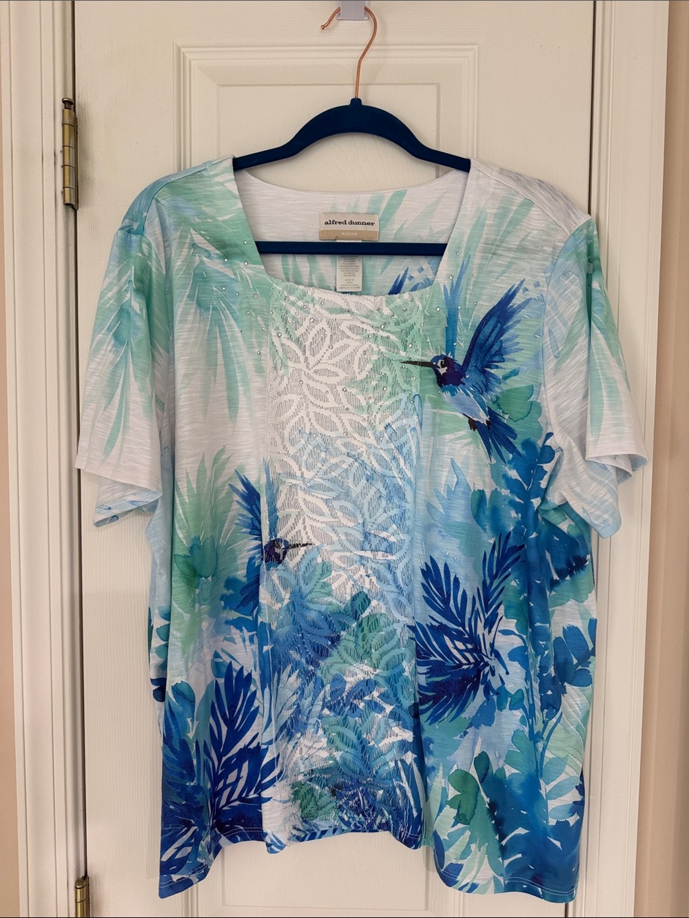 Alfred Dunner Blue & Aqua Tropical Print Short Sleeve Top with Bird Motif, 2X